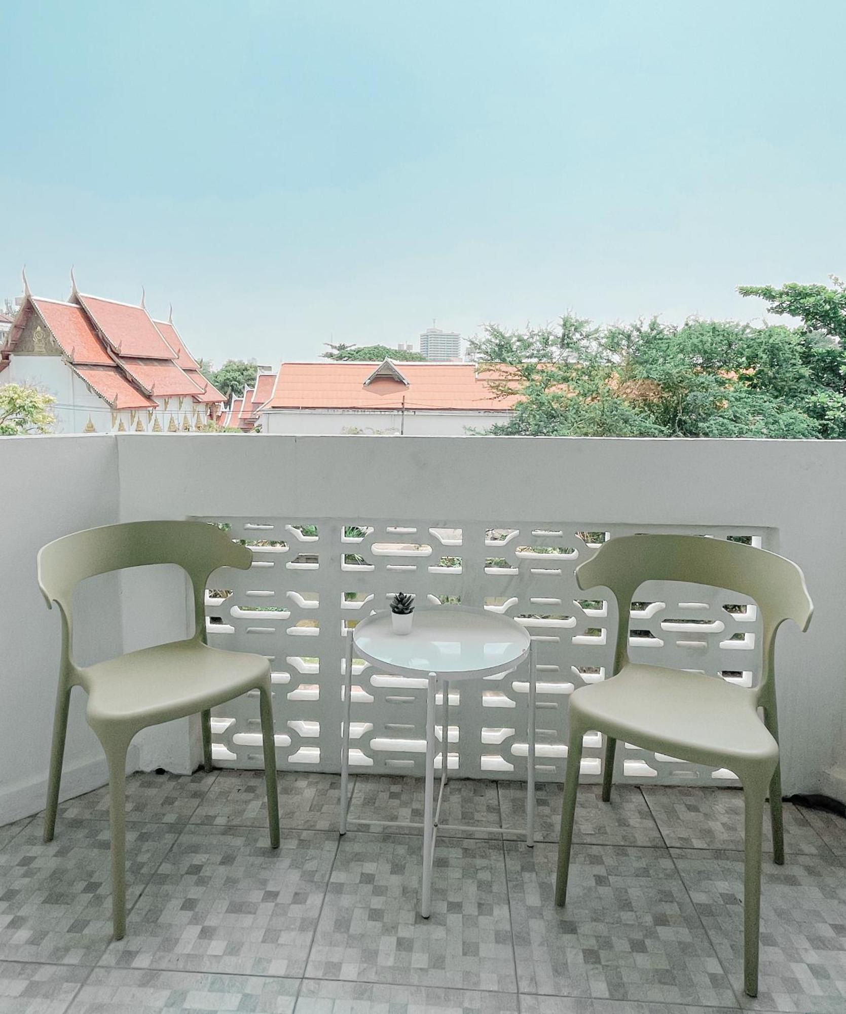 Shapel Hostel And Cafe Chiang Mai Dış mekan fotoğraf