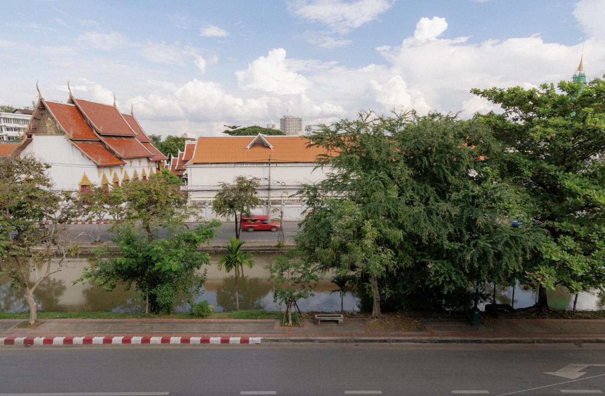 Shapel Hostel And Cafe Chiang Mai Dış mekan fotoğraf